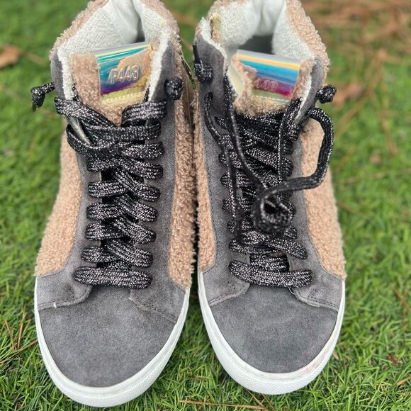 P448 Womens Star High Top Gray Suede Light Brown Sherpa Sneaker SIZE 37 6.5 to 7 - Picture 6 of 9